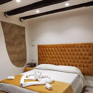 https://amore-napoletano.hotels-amalfi.com